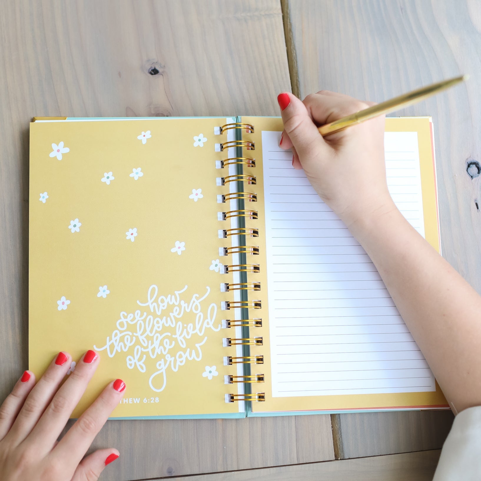 The Prayer Journal For Teen Girls: A Daily Christian Journal For Teenagers